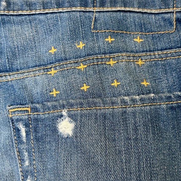 KsubiLow Rise Denim Light-Medium Wash Low Waisted VTG Y2K Inspo Jeans
